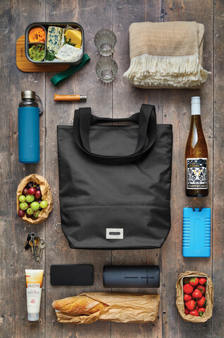 Black+Blum isolierte 16L Trage- & Kühltasche schwarz bedrucken, Art.-Nr. P439.1901 Black+Blum isolierte 16L Trage- & Kühltasche schwarz bedrucken, Art.-Nr. P439.1901
