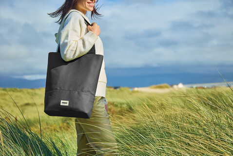 Black+Blum isolierte 16L Trage- & Kühltasche schwarz bedrucken, Art.-Nr. P439.1901 Black+Blum isolierte 16L Trage- & Kühltasche schwarz bedrucken, Art.-Nr. P439.1901