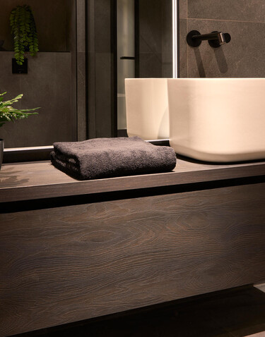 SG ACCESSORIES - TOWELS Seine Bath Towel LUXE, Red, One Size bedrucken, Art.-Nr. 004644000
