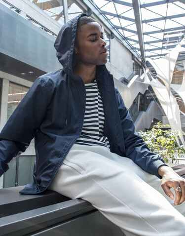 Build Your Brand Windrunner, Black/Black, 4XL bedrucken, Art.-Nr. 401391617