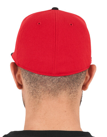 Flexfit Premium 210 Fitted 2-Tone, Red/Black, S/M bedrucken, Art.-Nr. 672684511