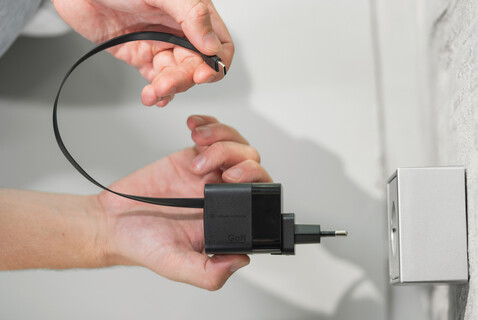 Urban Vitamin Mendocino 65W GaN-Charger mit einziehb. Kabel schwarz bedrucken, Art.-Nr. P301.2701