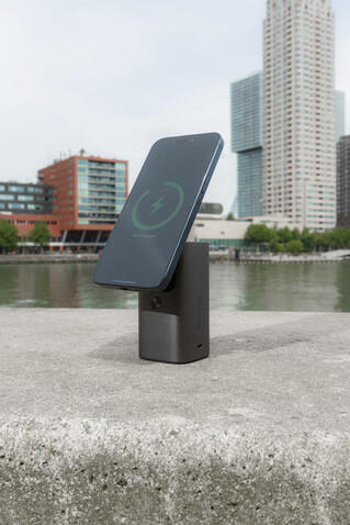 Urban Vitamin Sunnyvale 100W 15.000mAh magnetische Powerbank grau bedrucken, Art.-Nr. P322.7702 Urban Vitamin Sunnyvale 100W 15.000mAh magnetische Powerbank grau bedrucken, Art.-Nr. P322.7702