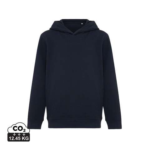 IQONIQ Yengo KidsHoodie mit Seitentaschen aus rec. Baumwolle navy blau bedrucken, Art.-Nr. T6404.002.34 IQONIQ Yengo KidsHoodie mit Seitentaschen aus rec. Baumwolle navy blau bedrucken, Art.-Nr. T6404.002.34