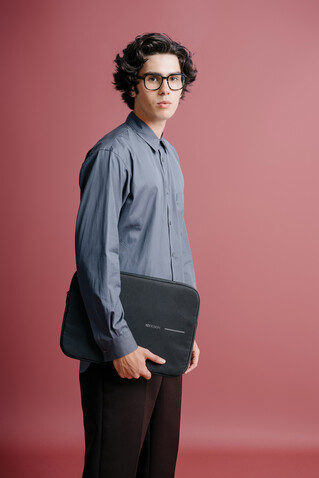 XD Design 16" Laptop Sleeve schwarz, grau bedrucken, Art.-Nr. P706.211 XD Design 16" Laptop Sleeve schwarz, grau bedrucken, Art.-Nr. P706.211