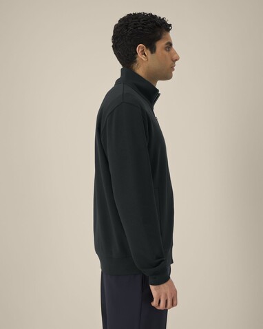 Trailer 2.0 - Das Unisex-Sweatshirt mit Reißverschluss und Stehkragen - Black - XL bedrucken, Art.-Nr. STSU253C0021X Trailer 2.0 - Das Unisex-Sweatshirt mit Reißverschluss und Stehkragen - Black - XL bedrucken, Art.-Nr. STSU253C0021X