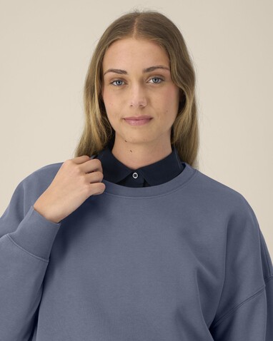 Stella Alma - Das Iconic Damen-Rundhals-Sweatshirt - Blue Grey - XL bedrucken, Art.-Nr. STSW212C1561X