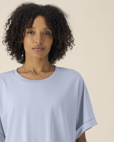 Stella Collider - Das Oversized Damen-T-Shirt mit gekrempelten Ärmeln - Serene Blue - S bedrucken, Art.-Nr. STTW089C0571S Stella Collider - Das Oversized Damen-T-Shirt mit gekrempelten Ärmeln - Serene Blue - S bedrucken, Art.-Nr. STTW089C0571S
