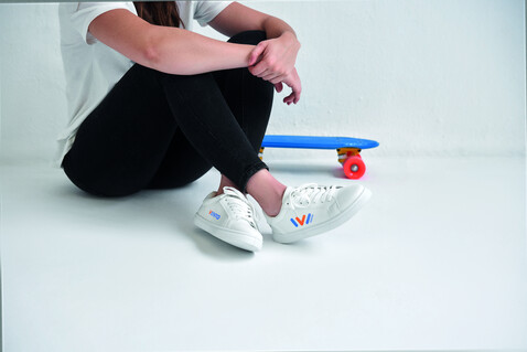 Sneakers aus PU Gr. 44 - Weiß bedrucken, Art.-Nr. MO2044-06
