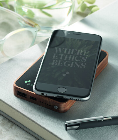 Powerbank mit Ladestation - Schwarz bedrucken, Art.-Nr. MO2185-03