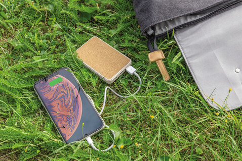 Kork und Weizen 5.000 mAh Pocket-Powerbank khaki bedrucken, Art.-Nr. P322.229