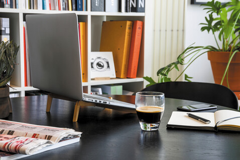 Tragbare Bambus Laptop-Stütze braun bedrucken, Art.-Nr. P262.019
