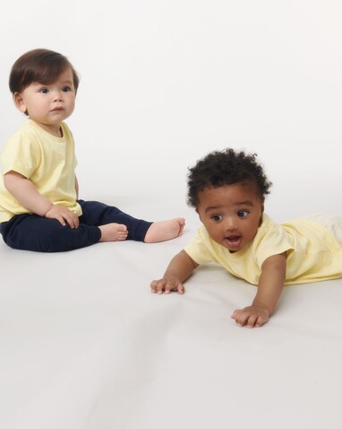 Baby Creator - Das Iconic Baby-T-Shirt - Butter - 6-12 m/68-80cm bedrucken, Art.-Nr. STTB918C078B2