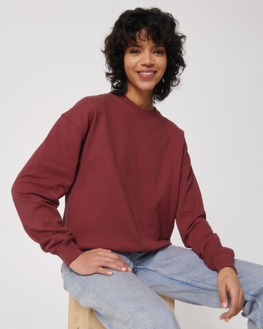 Ledger Dry - Das Boxy Rundhals-Unisex-Sweatshirt mit trockenem Griff - Red Earth - S bedrucken, Art.-Nr. STSU798C0861S