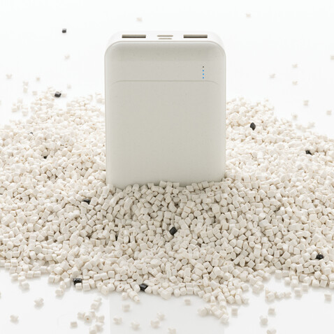 10.000 mAh Powerbank aus RCS Standard recyceltem Kunststoff weiß bedrucken, Art.-Nr. P322.663