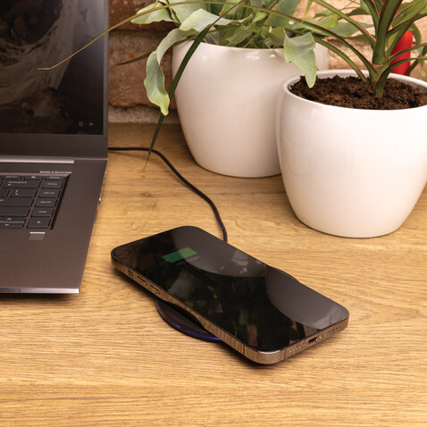 15W-Wireless-Fast-Charger aus recyceltem RCS-Kunststoff schwarz bedrucken, Art.-Nr. P308.431