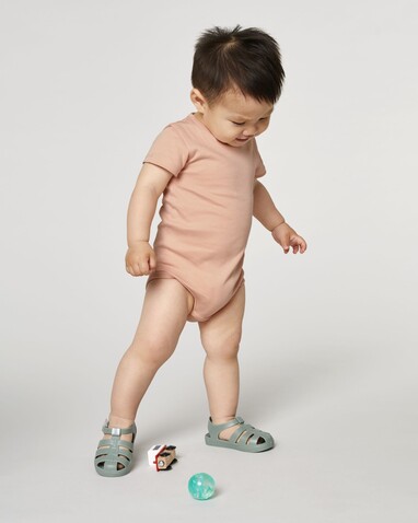 Baby Body - Der kurzärmelige Baby-Body - Fraiche Peche - 3-6 m/62-68cm bedrucken, Art.-Nr. STUB103C101B7 Baby Body - Der kurzärmelige Baby-Body - Fraiche Peche - 3-6 m/62-68cm bedrucken, Art.-Nr. STUB103C101B7