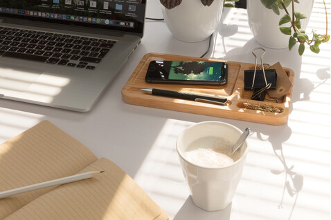 Bambus Desk Organizer mit 10W Wireless Charger braun bedrucken, Art.-Nr. P308.399