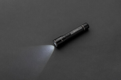 Gear X Taschenlampe aus RCS recycelt. Aluminium mit USB-Akku schwarz bedrucken, Art.-Nr. P513.901